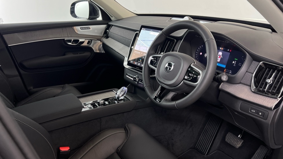 Used Volvo XC90 2025 for sale - 77047767: Photo 4