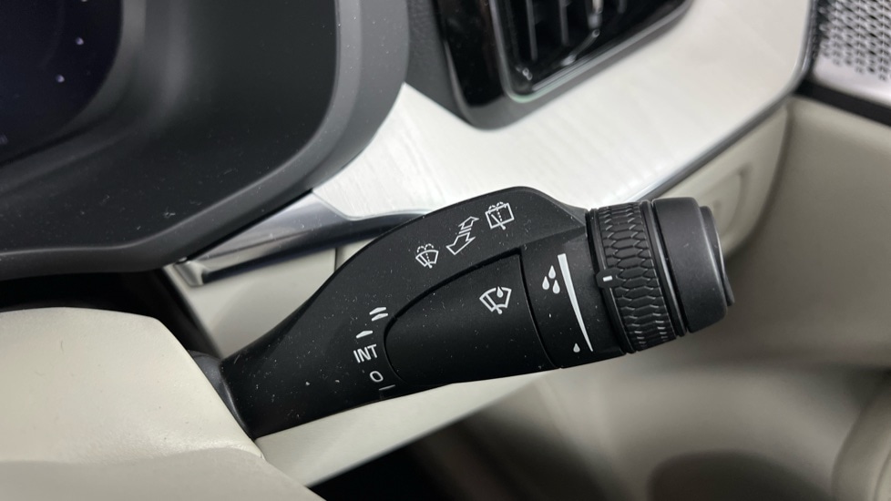 Used Volvo XC60 2025 for sale - 77979077: Photo 22