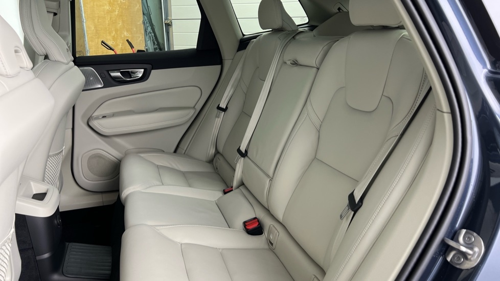 Used Volvo XC60 2025 for sale - 77979077: Photo 32