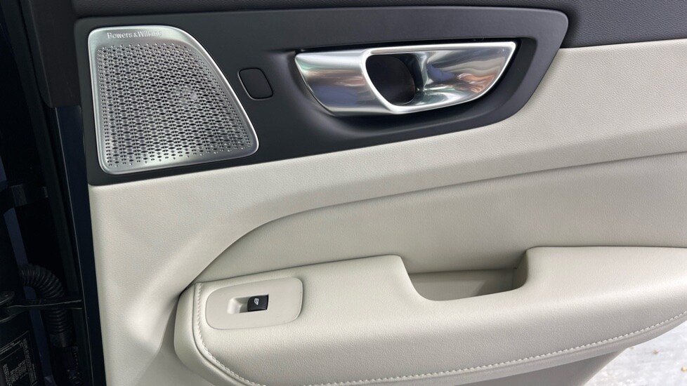 Used Volvo XC60 2025 for sale - 77979077: Photo 36