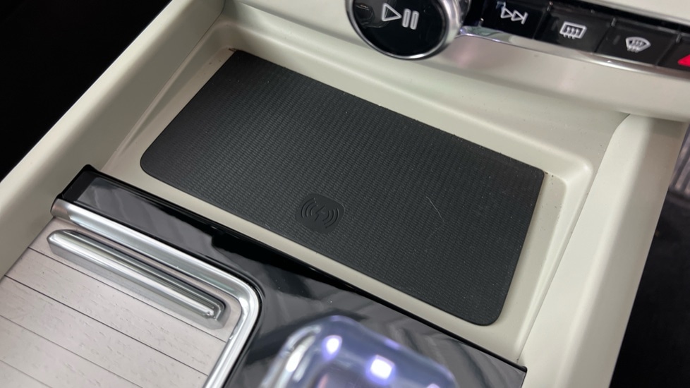 Used Volvo XC60 2025 for sale - 77979077: Photo 42