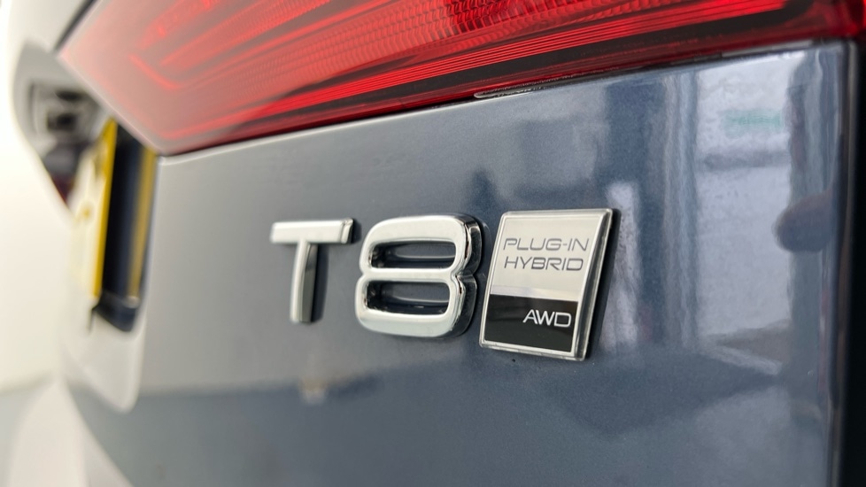 Used Volvo XC60 2025 for sale - 77979077: Photo 43