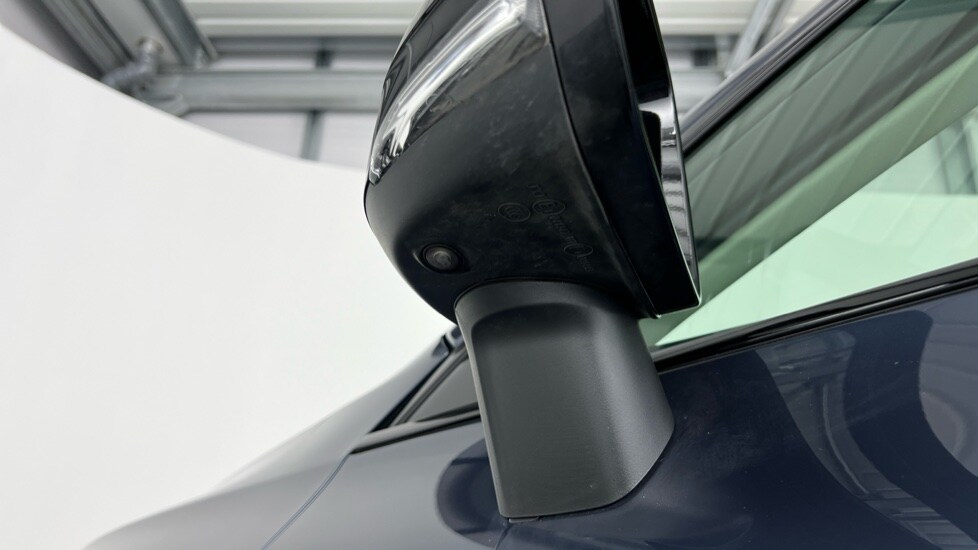 Used Volvo XC60 2025 for sale - 77979077: Photo 54