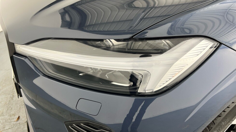 Used Volvo XC60 2025 for sale - 77979077: Photo 57