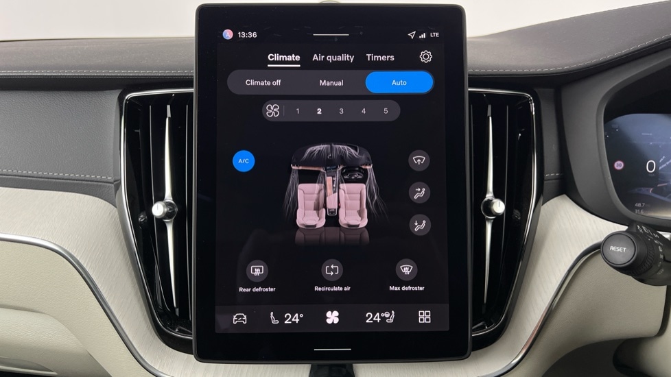 Used Volvo XC60 2025 for sale - 77979077: Photo 60