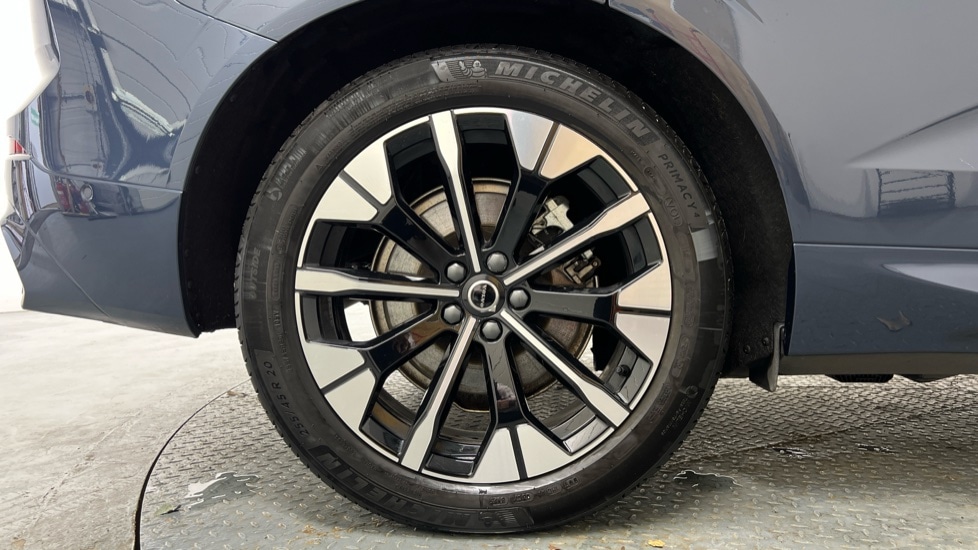 Used Volvo XC60 2025 for sale - 77979077: Photo 9