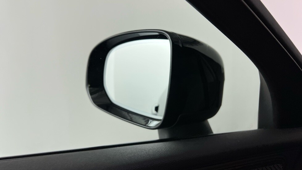 Used Volvo XC60 2021 for sale - 76025318: Photo 31