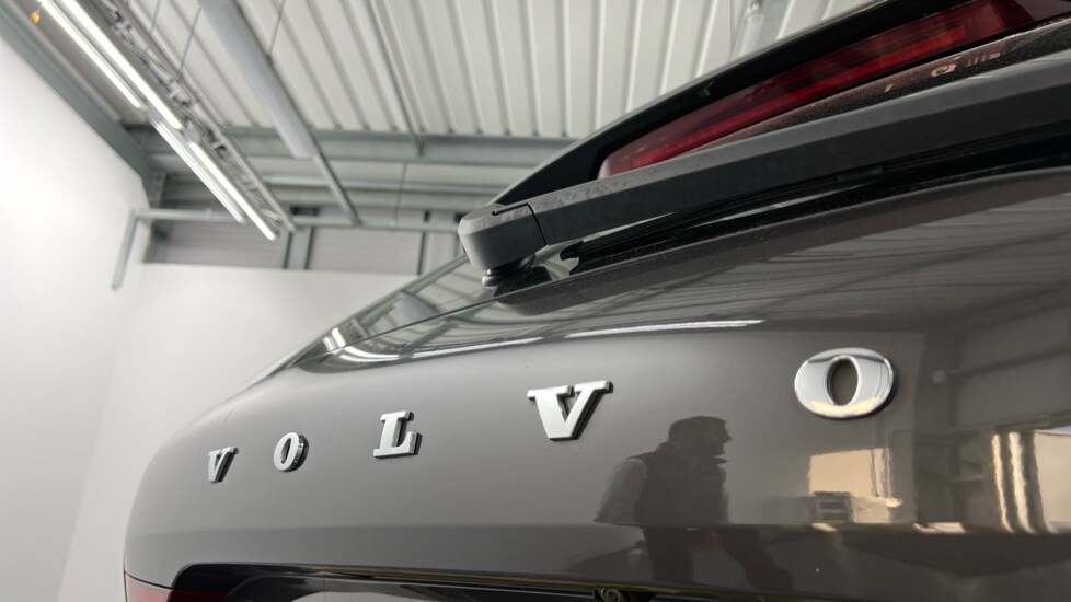 Used Volvo XC60 2021 for sale - 76025318: Photo 39