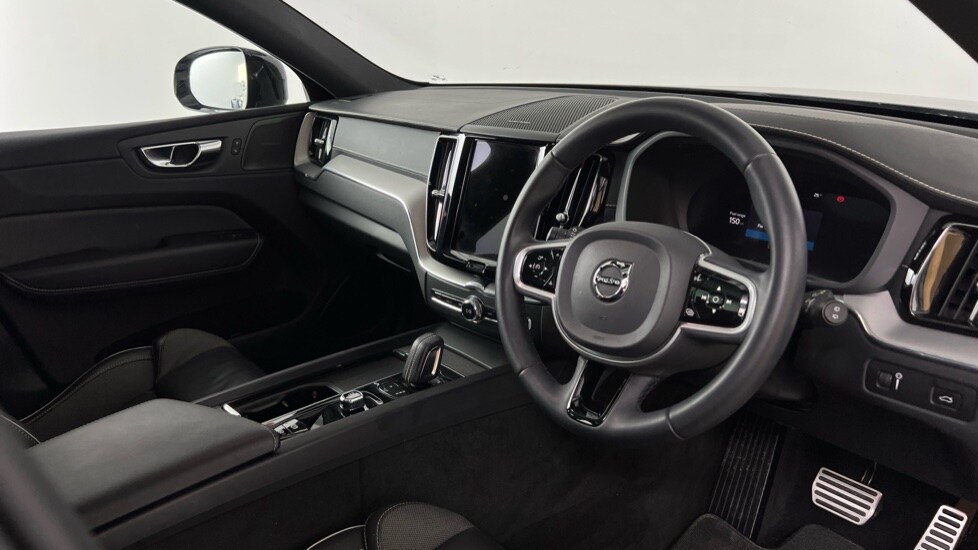 Used Volvo XC60 2021 for sale - 76025318: Photo 4