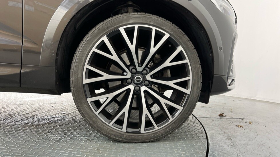 Used Volvo XC60 2021 for sale - 76025318: Photo 9