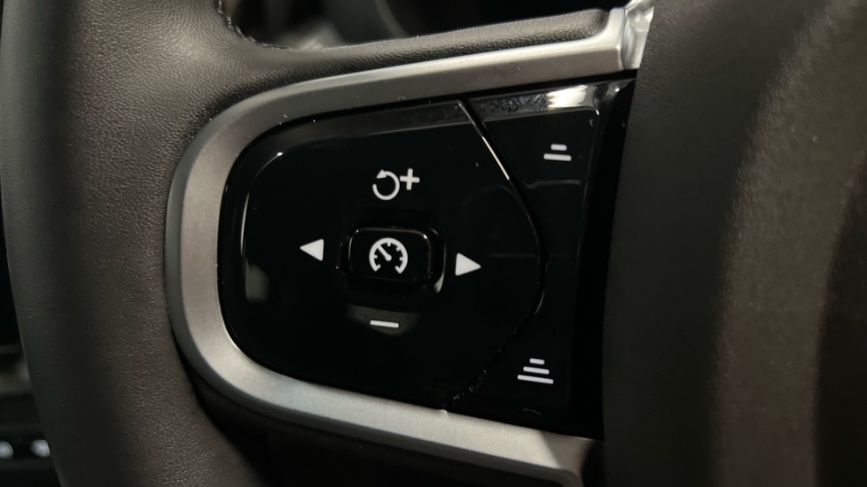 Used Volvo XC60 2025 for sale - 77726091: Photo 19