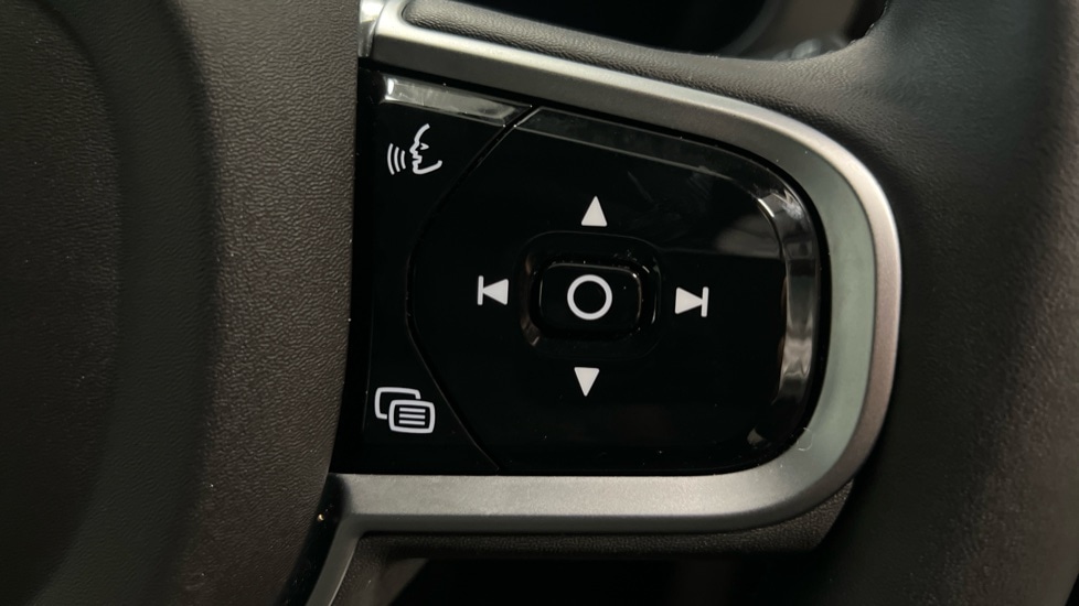 Used Volvo XC60 2025 for sale - 77726091: Photo 20