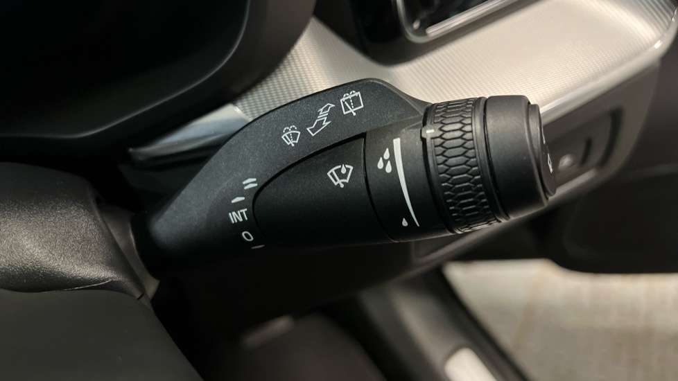 Used Volvo XC60 2025 for sale - 77726091: Photo 21