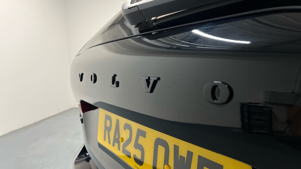 Used Volvo XC60 2025 for sale - 77726091: Photo 36