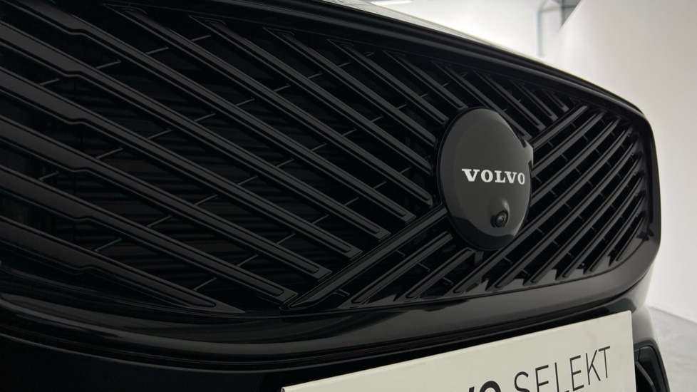 Used Volvo XC60 2025 for sale - 77726091: Photo 44