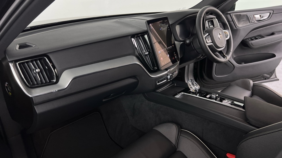Used Volvo XC60 2025 for sale - 77726091: Photo 47