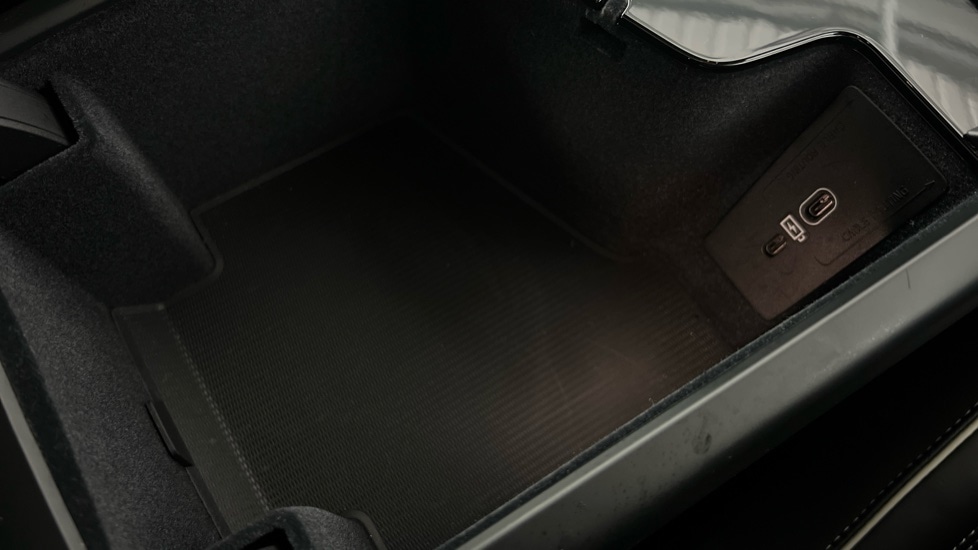 Used Volvo XC60 2025 for sale - 77726091: Photo 55