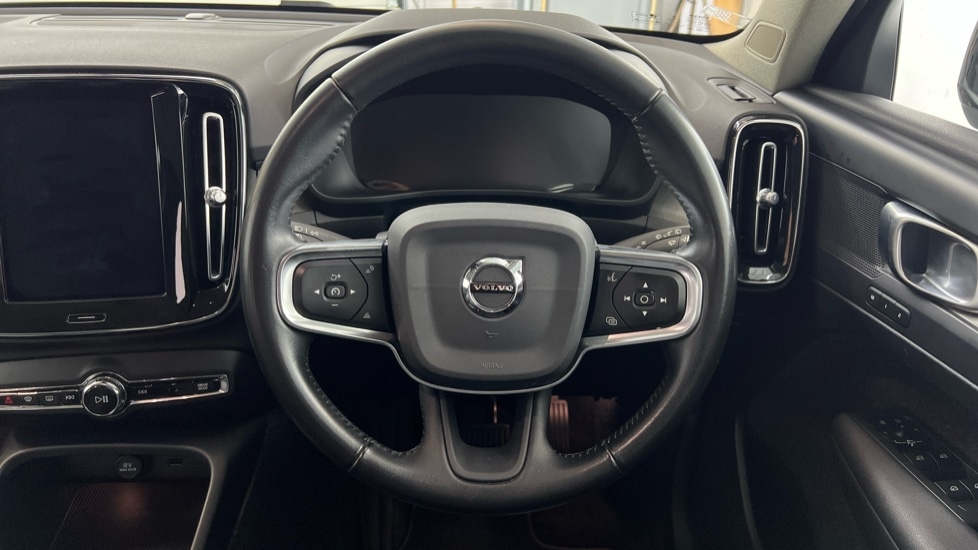 Used Volvo XC40 2020 for sale - 77307467: Photo 10