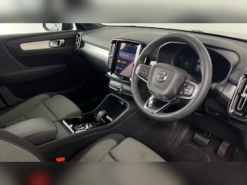 Used Volvo XC40 2022 for sale - 76691507: Photo