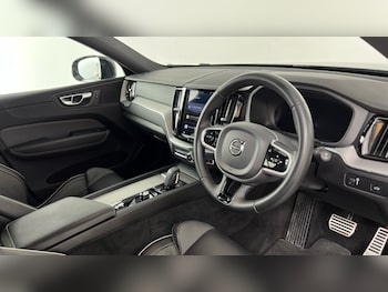 Used Volvo XC60 2022 for sale - 76523602: Photo