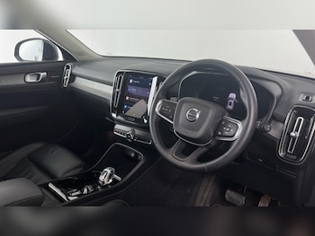 Used Volvo XC40 2023 for sale - 77877485: Photo