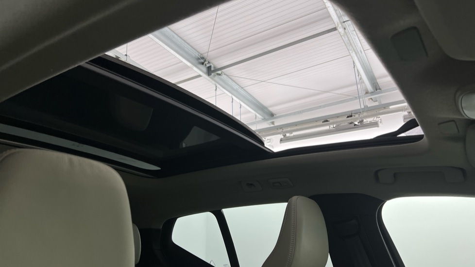 Used Volvo XC40 2022 for sale - 77285609: Photo 15