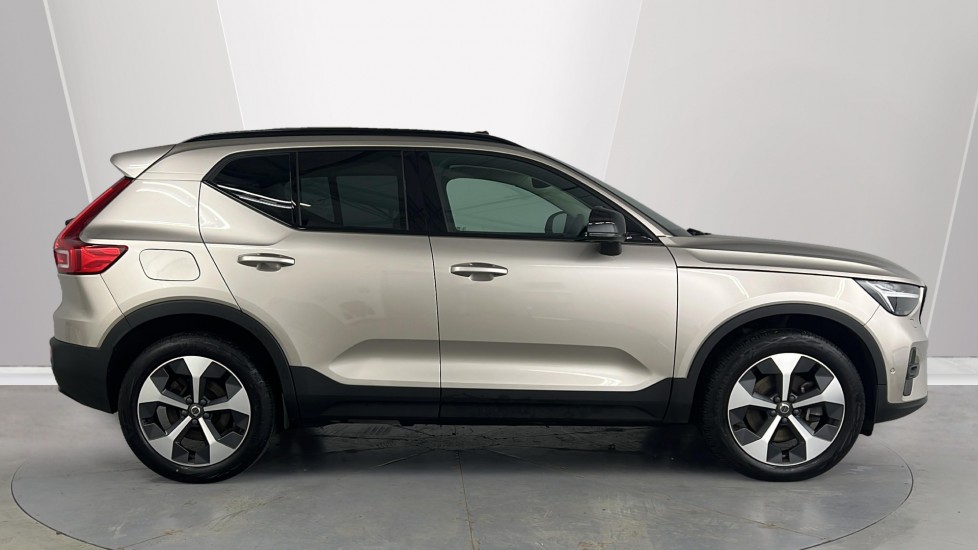 Used Volvo XC40 2022 for sale - 77285609: Photo 3