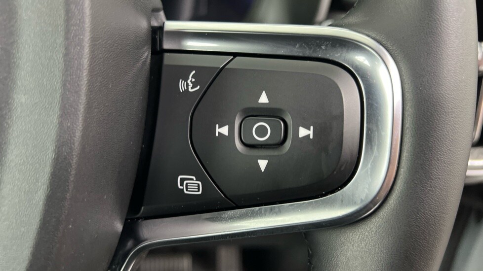 Used Volvo XC40 2025 for sale - 77791100: Photo 21