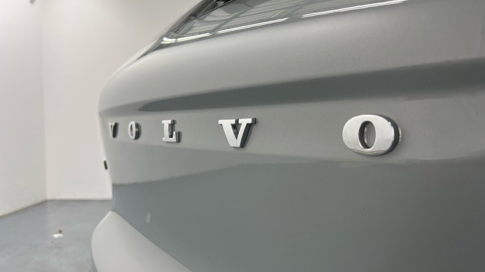 Used Volvo XC40 2025 for sale - 77791100: Photo 40