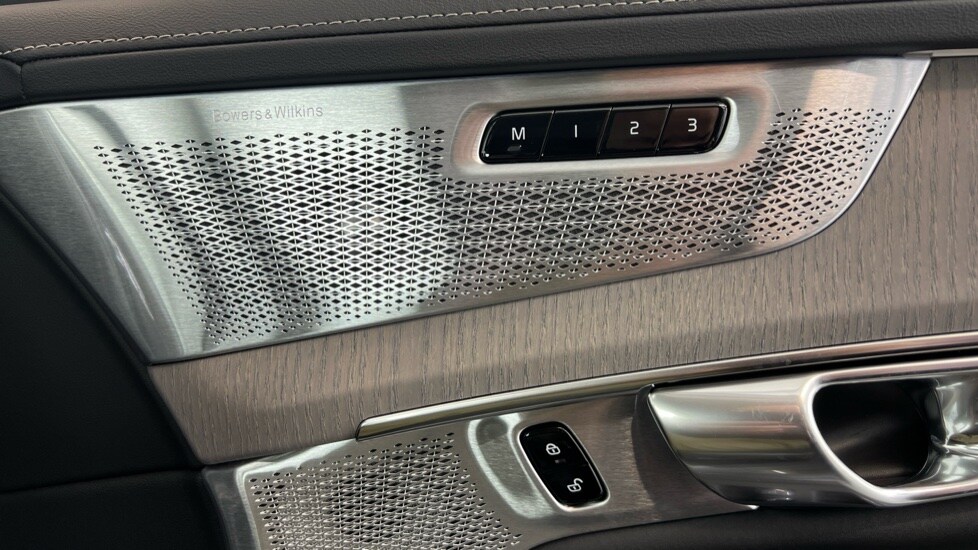 Used Volvo XC90 2025 for sale - 77485075: Photo 28