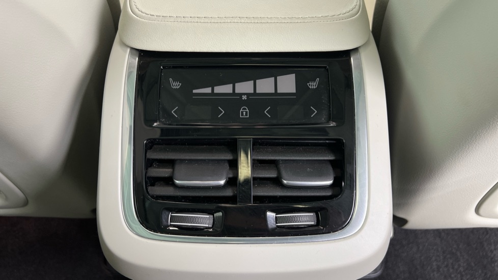 Used Volvo XC90 2024 for sale - 77413745: Photo 39