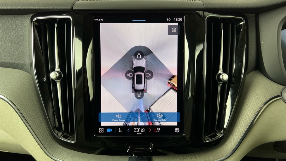 Used Volvo XC60 2025 for sale - 76344157: Photo 17