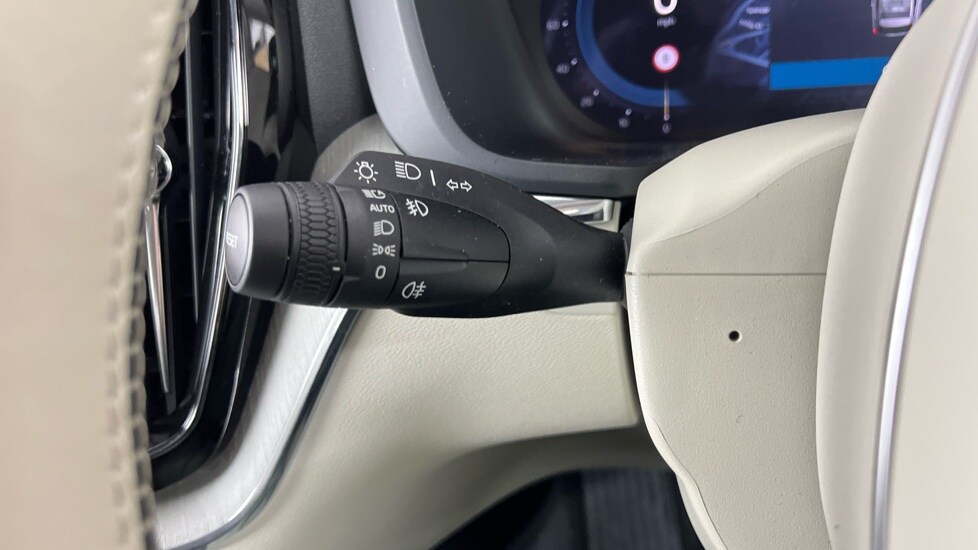 Used Volvo XC60 2025 for sale - 76344157: Photo 18