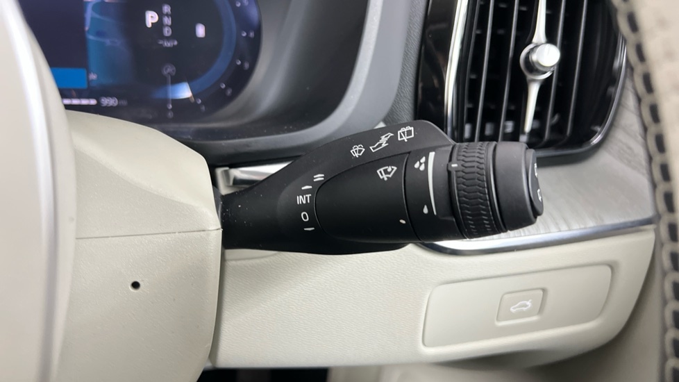 Used Volvo XC60 2025 for sale - 76344157: Photo 21