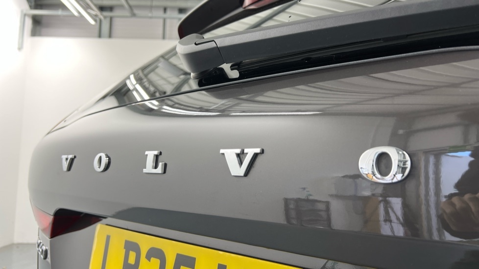 Used Volvo XC60 2025 for sale - 76344157: Photo 35