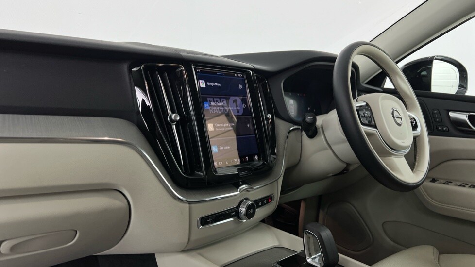Used Volvo XC60 2025 for sale - 76344157: Photo 40