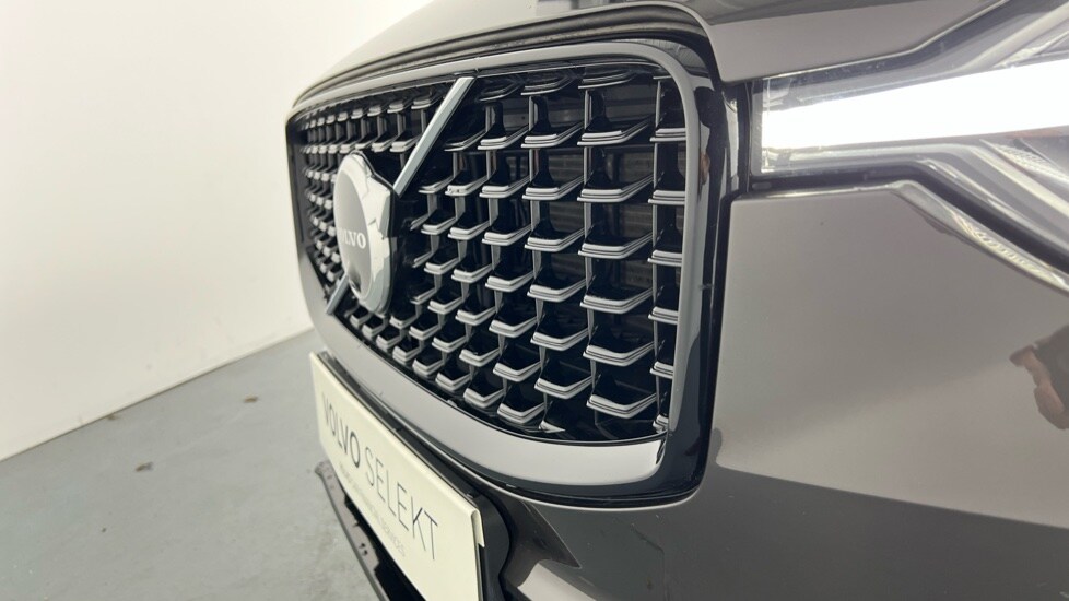 Used Volvo XC60 2025 for sale - 76344157: Photo 43