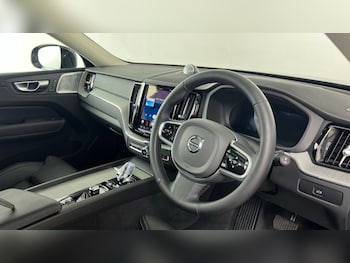 Used Volvo XC60 2025 for sale - 79256420: Photo