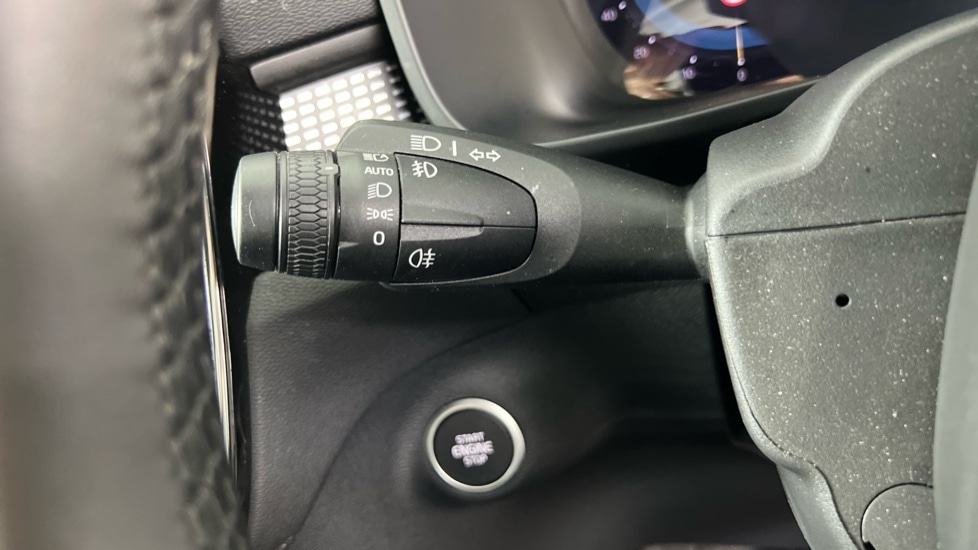 Used Volvo XC40 2024 for sale - 76096041: Photo 18