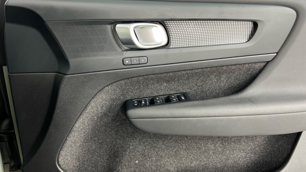 Used Volvo XC40 2024 for sale - 76096041: Photo 27