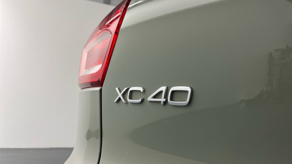 Used Volvo XC40 2024 for sale - 76096041: Photo 34