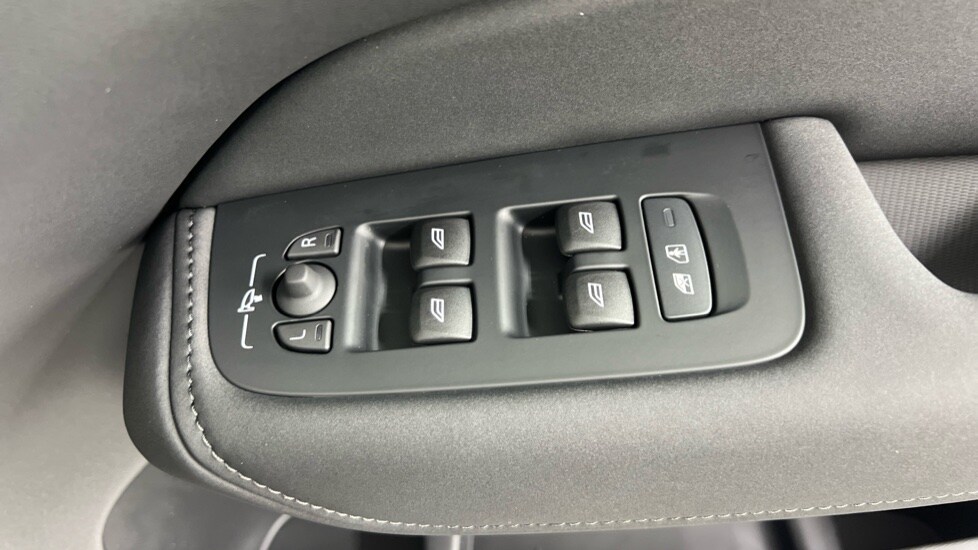 Used Volvo XC60 2026 for sale - 77480295: Photo 23