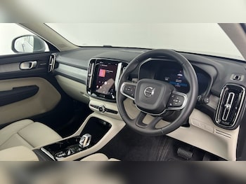 Used Volvo XC40 2025 for sale - 78849362: Photo