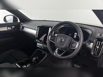 Used Volvo XC40 2025 for sale - 78212014: Photo