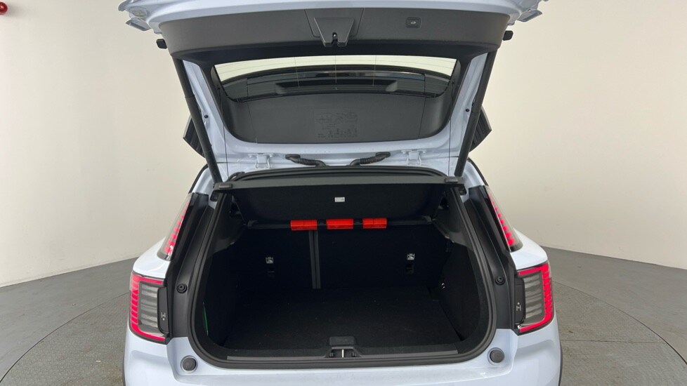 Used Volvo EX30 2025 for sale - 75482201: Photo 13