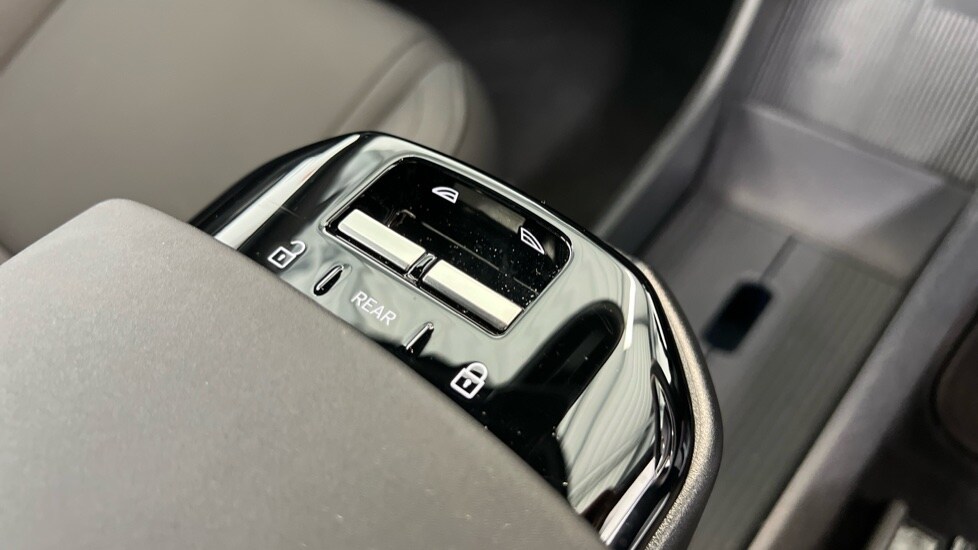 Used Volvo EX30 2025 for sale - 75482201: Photo 23