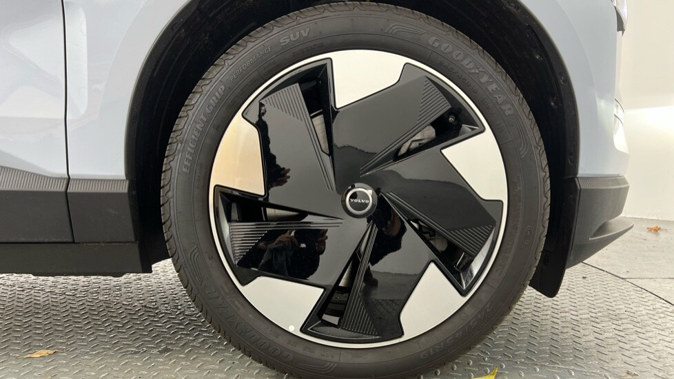 Used Volvo EX30 2025 for sale - 75482201: Photo 9