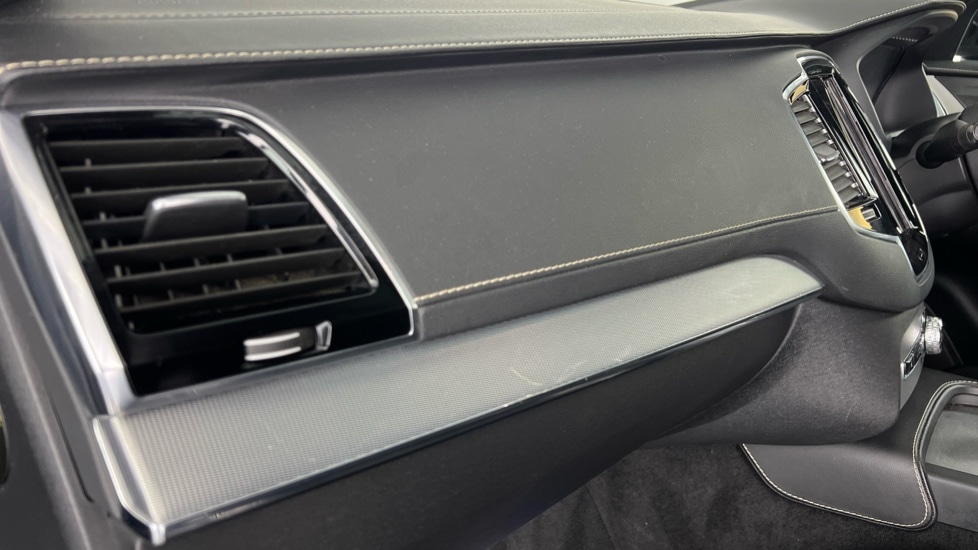 Used Volvo XC90 2021 for sale - 77052119: Photo 43