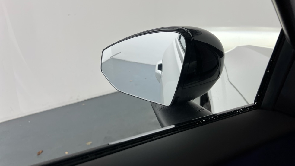 Used Volvo EX30 2025 for sale - 76966556: Photo 31