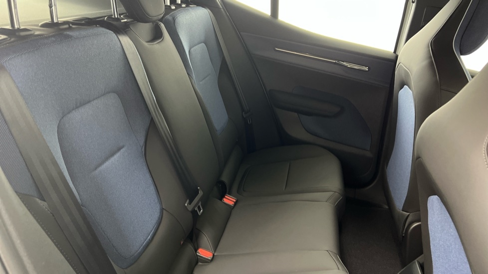 Used Volvo EX30 2025 for sale - 76966556: Photo 6